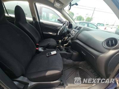 2014 Nissan Versa S - zdjęcie 18 z 22 - miniatura