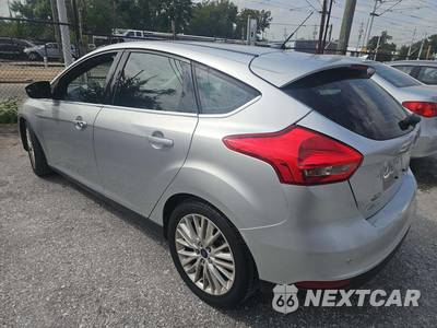 2018 Ford Focus Titanium Hatchback - zdjęcie 4 z 25 - miniatura