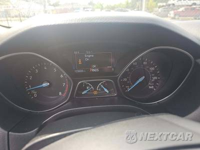 2018 Ford Focus Titanium Hatchback - zdjęcie 9 z 25 - miniatura