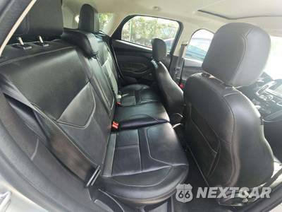 2018 Ford Focus Titanium Hatchback - zdjęcie 16 z 25 - miniatura