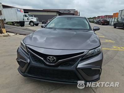 2022 Toyota Camry SE - zdjęcie 2 z 28 - miniatura