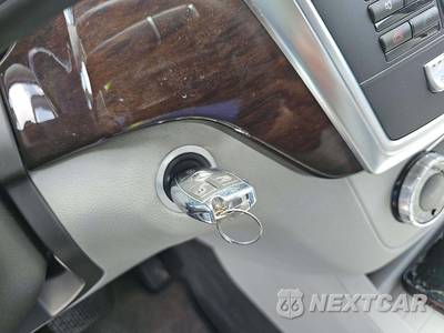2014 Mercedes-Benz ML 350 - zdjęcie 8 z 21 - miniatura