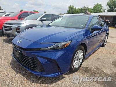 2025 Toyota Camry LE - zdjęcie 1 z 23 - miniatura