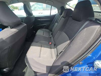 2025 Toyota Camry LE - zdjęcie 13 z 23 - miniatura