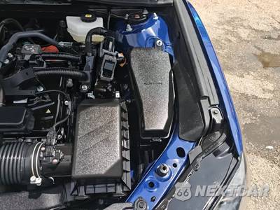 2025 Toyota Camry LE - zdjęcie 22 z 23 - miniatura