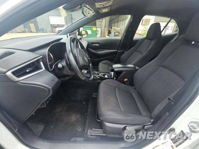 2022 Toyota Corolla Hatchback SE - zdjęcie 6 z 27 - miniatura