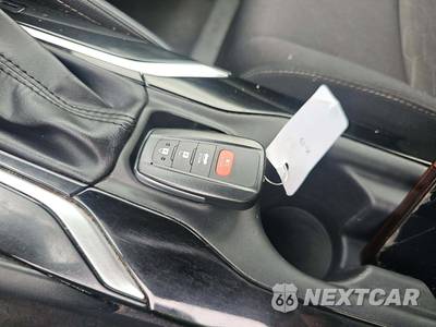 2022 Toyota Corolla Hatchback SE - zdjęcie 8 z 27 - miniatura