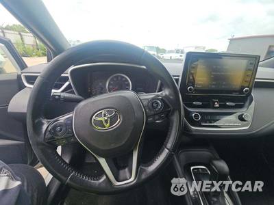 2022 Toyota Corolla Hatchback SE - zdjęcie 10 z 27 - miniatura