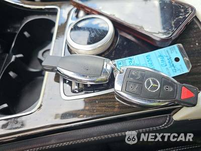 2018 Mercedes-Benz GLC 300 - zdjęcie 5 z 20 - miniatura