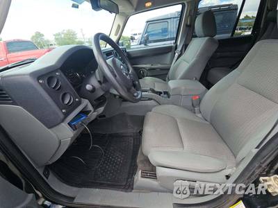 2006 Jeep Commander - zdjęcie 6 z 28 - miniatura