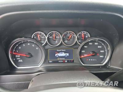 2020 Chevrolet Silverado 1500 RST Crew Cab Short Bed 1SP - zdjęcie 9 z 23 - miniatura
