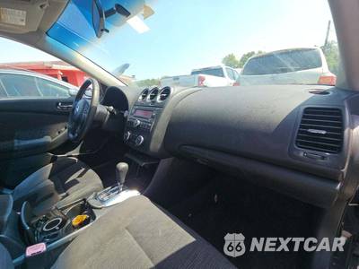 2012 Nissan Altima 2.5 S Sedan - zdjęcie 19 z 33 - miniatura