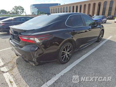 2021 Toyota Camry SE - zdjęcie 3 z 25 - miniatura