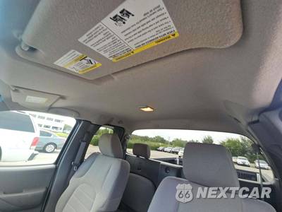 2010 Nissan Frontier XE Extended Cab Medium Bed - zdjęcie 11 z 24 - miniatura