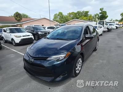 2017 Toyota Corolla LE Sedan - zdjęcie 1 z 35 - miniatura