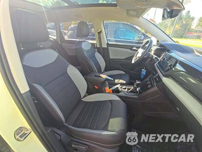 2024 Volkswagen Taos SEL - zdjęcie 18 z 22 - miniatura