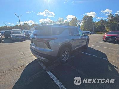 2026 Chevrolet Traverse LT 2LT - zdjęcie 3 z 24 - miniatura