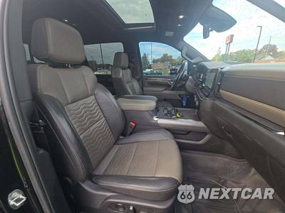 2024 Chevrolet Silverado 2500HD ZR2 Crew Cab Medium Bed - zdjęcie 18 z 33 - miniatura