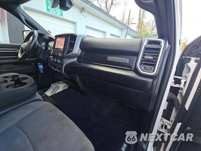 2024 Ram 3500 Big Horn Crew Cab Long Bed - zdjęcie 19 z 29 - miniatura