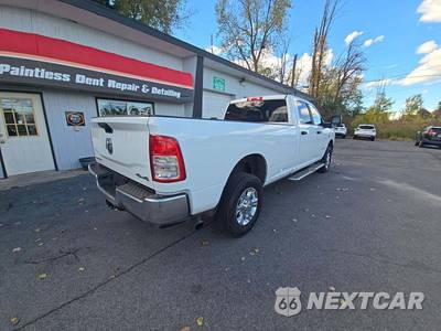 2024 Ram 3500 Big Horn Crew Cab Long Bed - zdjęcie 3 z 29 - miniatura