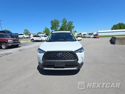 2024 Toyota Corolla Cross LE - zdjęcie 2 z 27 - miniatura