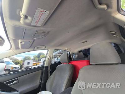 2013 Toyota Prius Two - zdjęcie 11 z 46 - miniatura