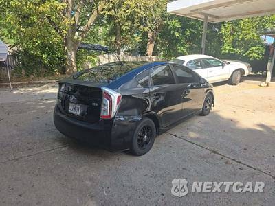 2013 Toyota Prius Two - zdjęcie 3 z 46 - miniatura