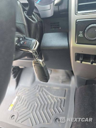 2019 Ford Super Duty F-250 Lariat Crew Cab Medium Bed - zdjęcie 5 z 24 - miniatura