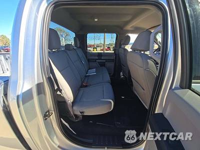 2022 Ford Super Duty F-250 XLT Crew Cab Medium Bed - zdjęcie 13 z 20 - miniatura