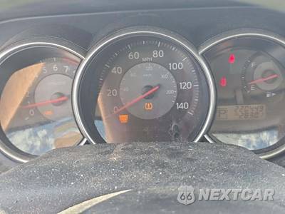 2008 Nissan Versa 1.8 SL Sedan - zdjęcie 6 z 31 - miniatura