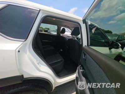 2023 Nissan Rogue SV - zdjęcie 13 z 18 - miniatura