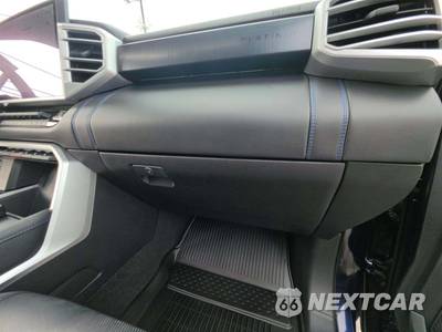 2025 Toyota Sequoia Platinum - zdjęcie 20 z 22 - miniatura