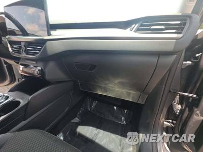 2023 Ford Escape Plug-In Hybrid PHEV - zdjęcie 16 z 18 - miniatura