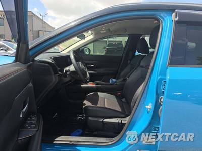 2025 Nissan Kicks SR - zdjęcie 3 z 20 - miniatura