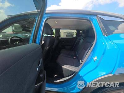 2025 Nissan Kicks SR - zdjęcie 10 z 20 - miniatura