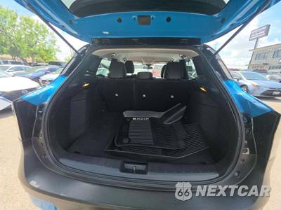 2025 Nissan Kicks SR - zdjęcie 11 z 20 - miniatura