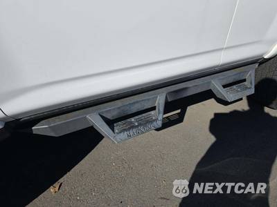 2016 Toyota 4Runner SR5 - zdjęcie 22 z 31 - miniatura