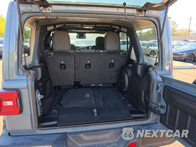 2026 Jeep Wrangler 4 Door Sahara - zdjęcie 11 z 19 - miniatura