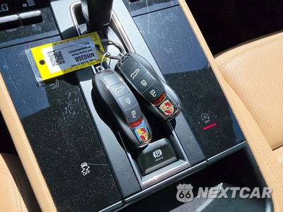 2024 Porsche Macan - zdjęcie 8 z 24 - miniatura