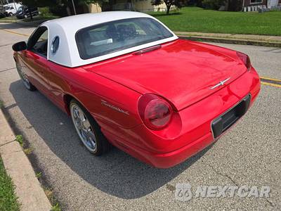 2002 Ford Thunderbird Premium - zdjęcie 2 z 20 - miniatura