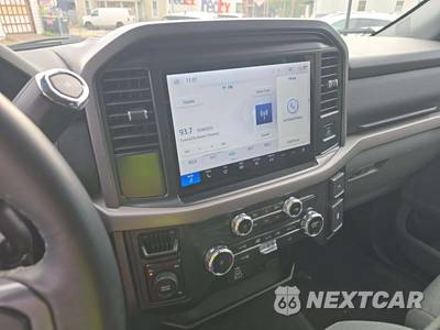 2025 Ford F-150 XLT Crew Cab Short Bed - zdjęcie 7 z 18 - miniatura