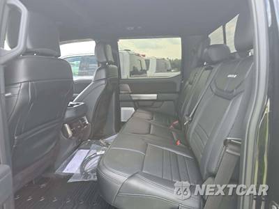 2026 Ford Super Duty F-450 Platinum Crew Cab Long Bed DRW - zdjęcie 13 z 24 - miniatura