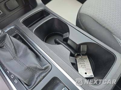 2019 Ford Escape SE - zdjęcie 8 z 23 - miniatura