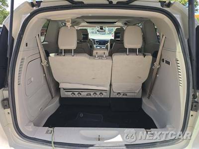 2017 Chrysler Pacifica Limited 121.6" WB - zdjęcie 15 z 32 - miniatura