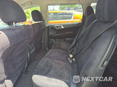 2016 Nissan Pathfinder S - zdjęcie 13 z 26 - miniatura