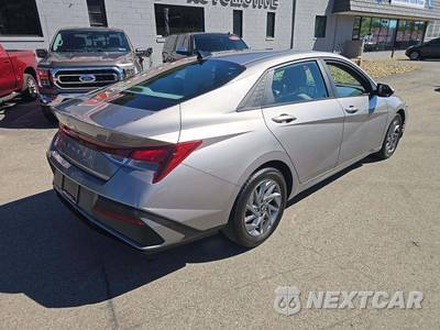2024 Hyundai Elantra SEL - zdjęcie 3 z 28 - miniatura