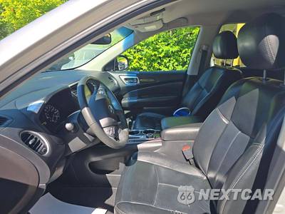 2015 Nissan Pathfinder SL - zdjęcie 6 z 29 - miniatura