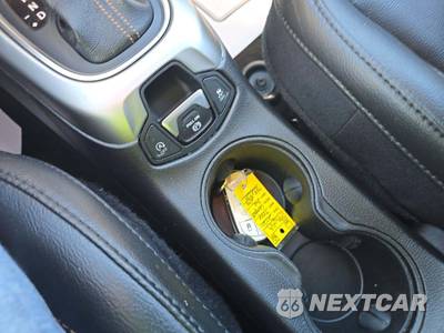 2020 Jeep Compass Latitude - zdjęcie 8 z 23 - miniatura