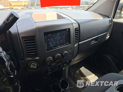 2015 Nissan TITAN S Crew Cab Short Bed - zdjęcie 10 z 25 - miniatura