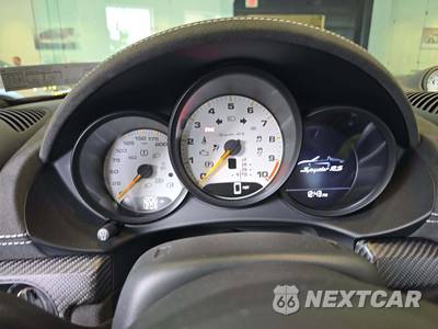 2025 Porsche 718 Spyder RS - zdjęcie 9 z 17 - miniatura